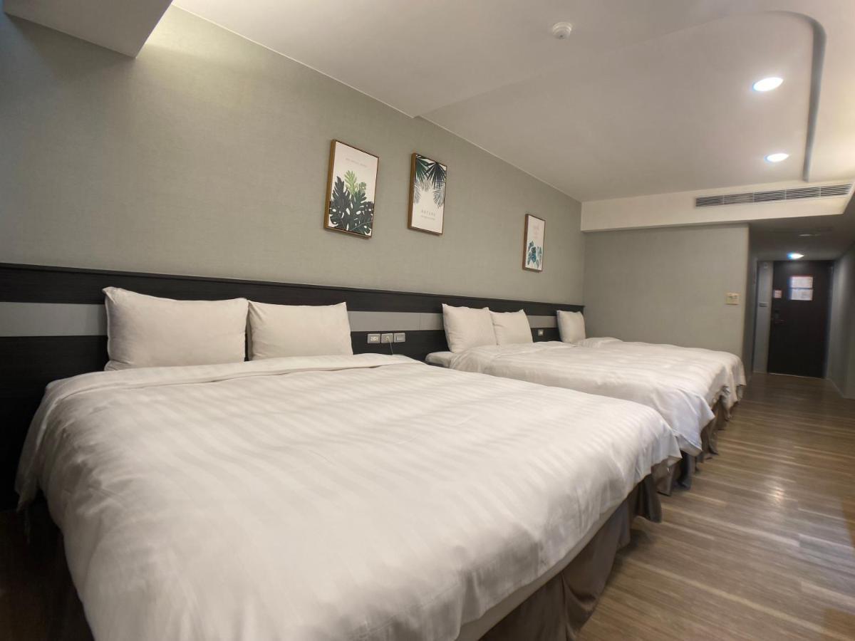 Bonjour Hotel Тайчжун Екстер'єр фото