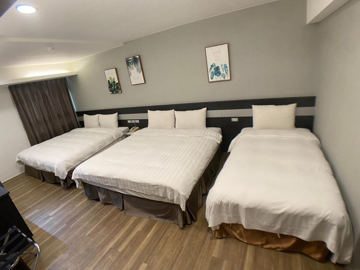 Bonjour Hotel Тайчжун Екстер'єр фото