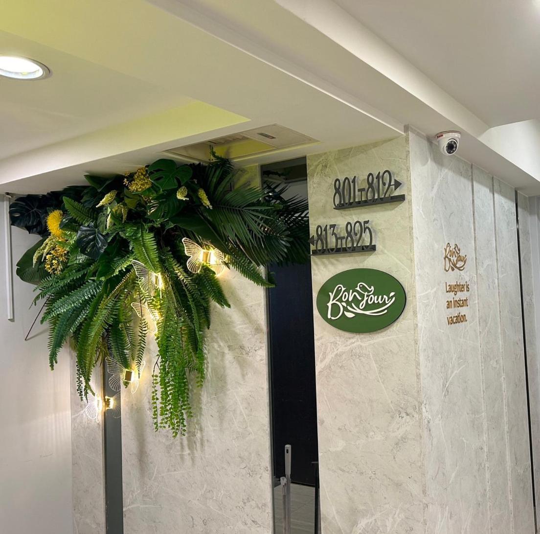 Bonjour Hotel Тайчжун Екстер'єр фото